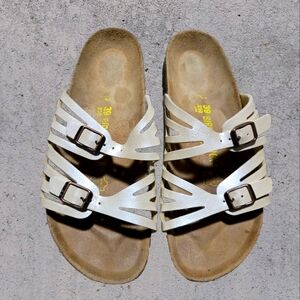 Birkenstock Pearly White "Grenada"Sandals, Size 39, Regular Width. SAME DAY SHIP